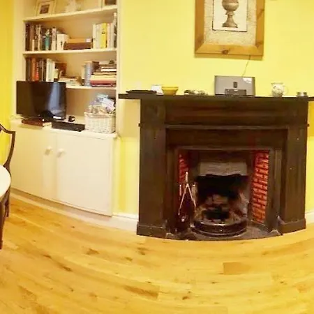 Silver Crescent House & Apts Vacation City Ireland 公寓